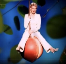 Isabel Gatzke Dramaturgy Dramaturgie